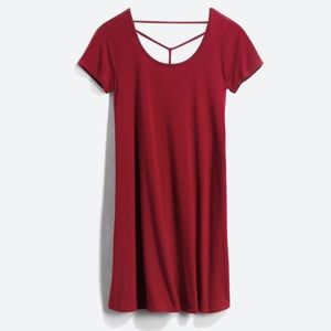 Nine Britton Vista Back Detail Knit T-shirt Dress